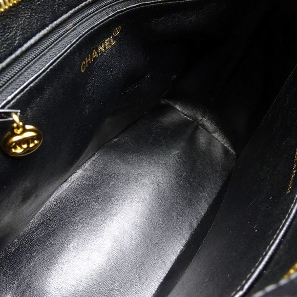 Chanel Reissue Tote Bag Caviar Skin Black - Picture 8 of 8